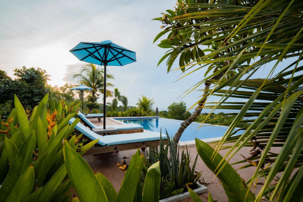 Gara Gara Sea View Hotel Batununggul ภายนอก รูปภาพ