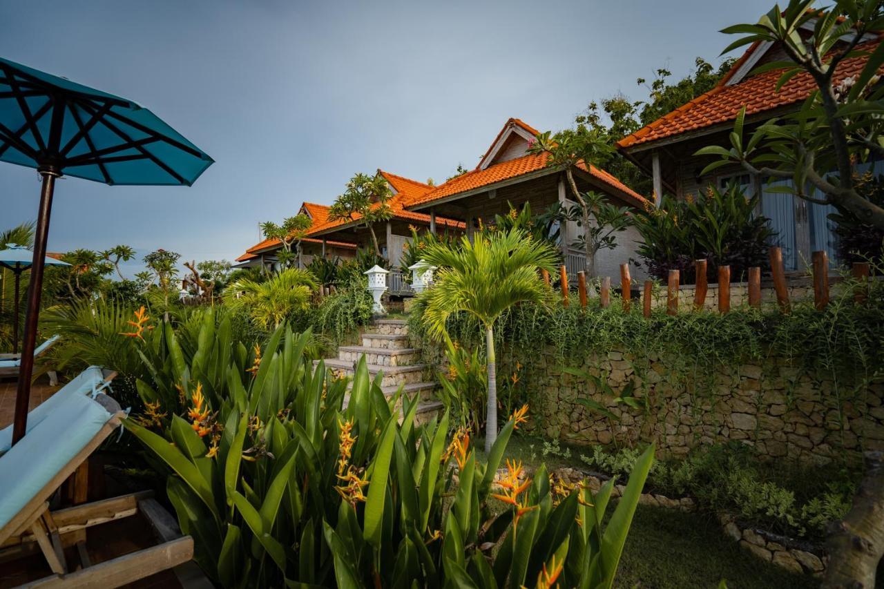 Gara Gara Sea View Hotel Batununggul ภายนอก รูปภาพ