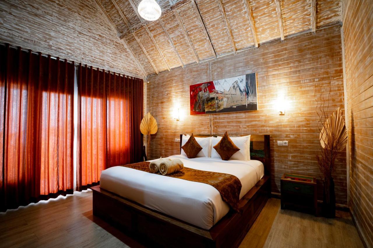 Gara Gara Sea View Hotel Batununggul ภายนอก รูปภาพ